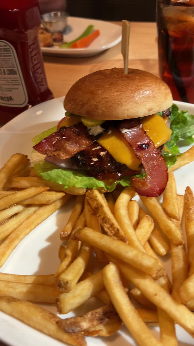 Food & drink, Boston Pizza