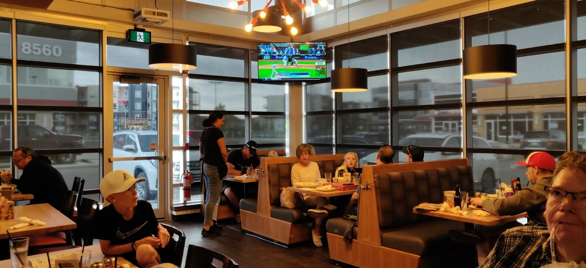 Vibe, Boston Pizza