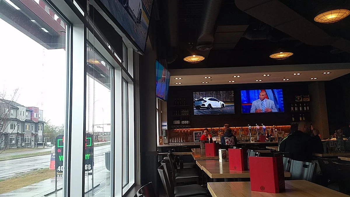 Vibe, Boston Pizza