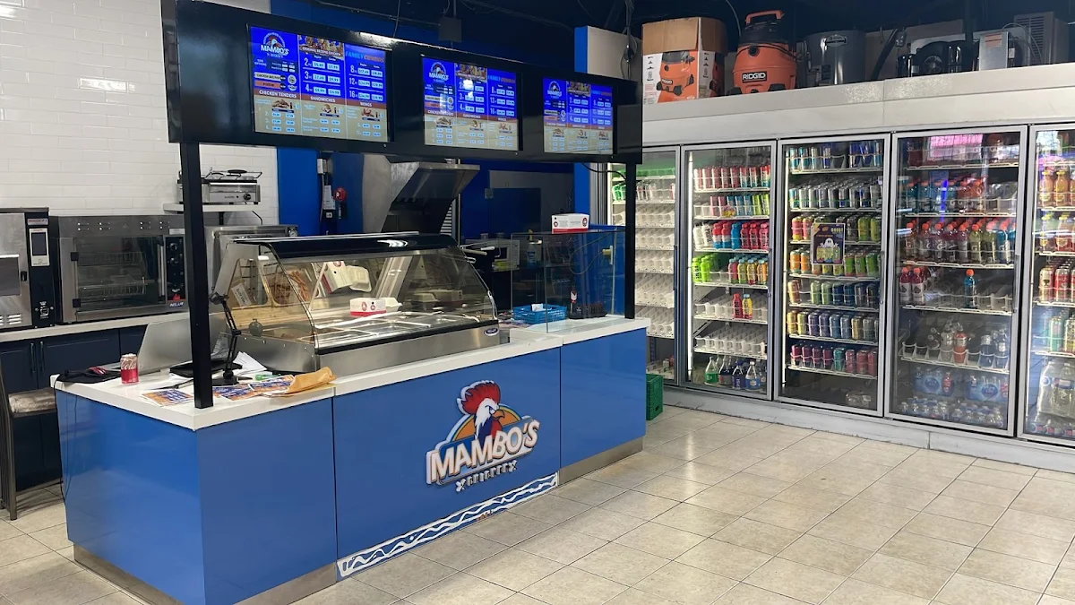 Vibe, Mambo's Chicken & BBQ