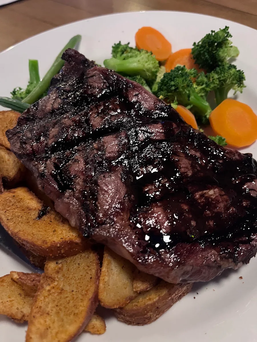 Food & drink, Twigg's Bar & Grill