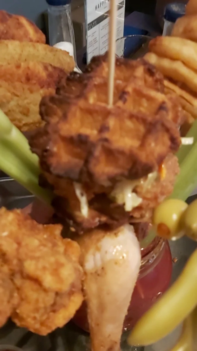 Food & drink, Twigg's Bar & Grill
