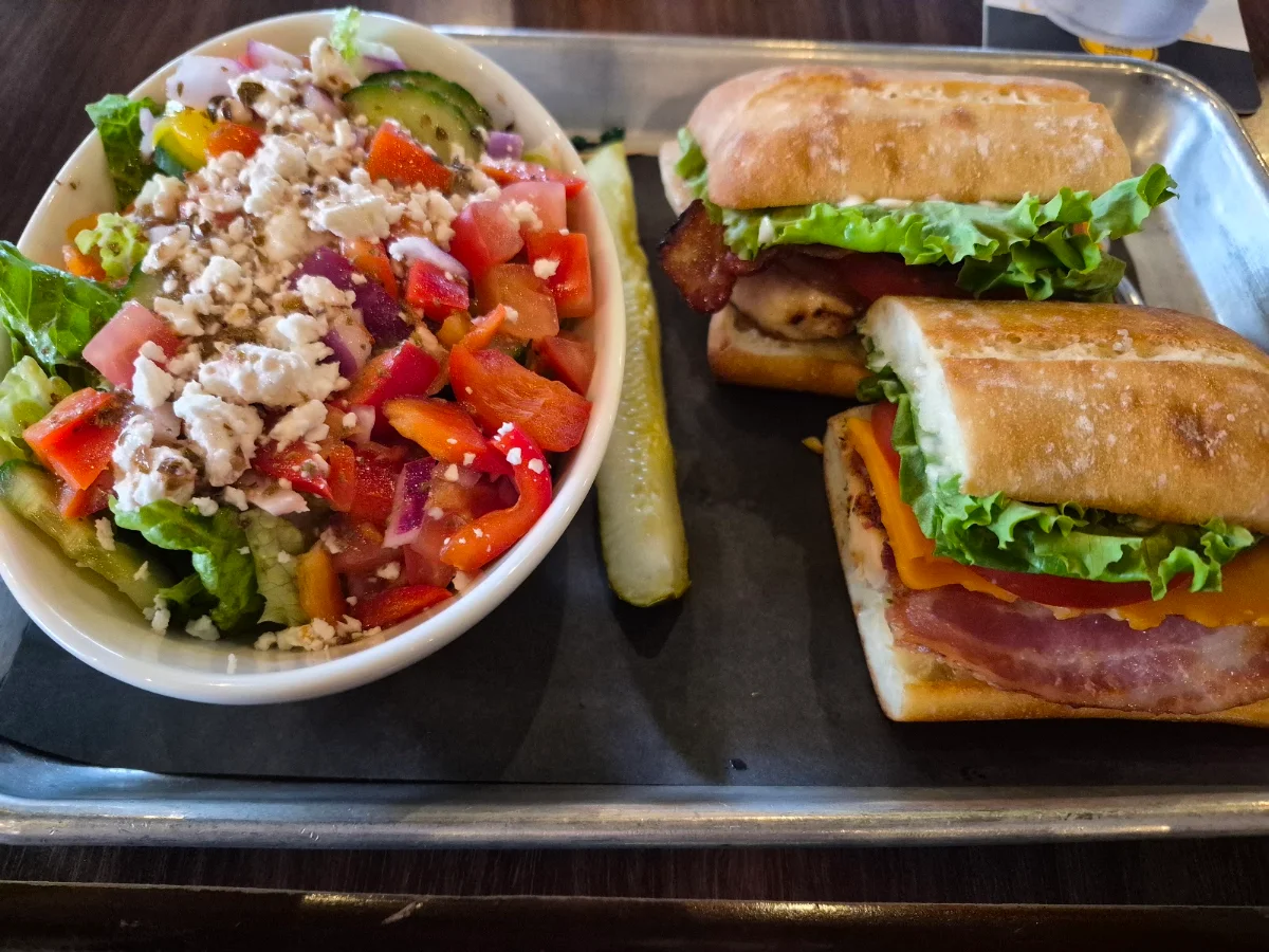 Food & drink, Twigg's Bar & Grill