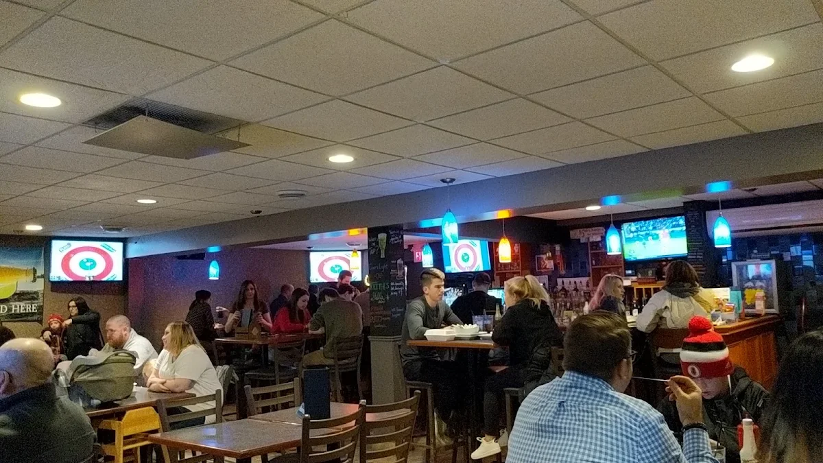 Vibe, Twigg's Bar & Grill