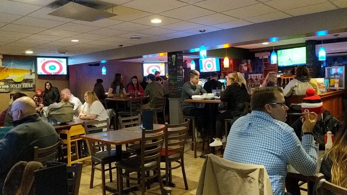 Vibe, Twigg's Bar & Grill