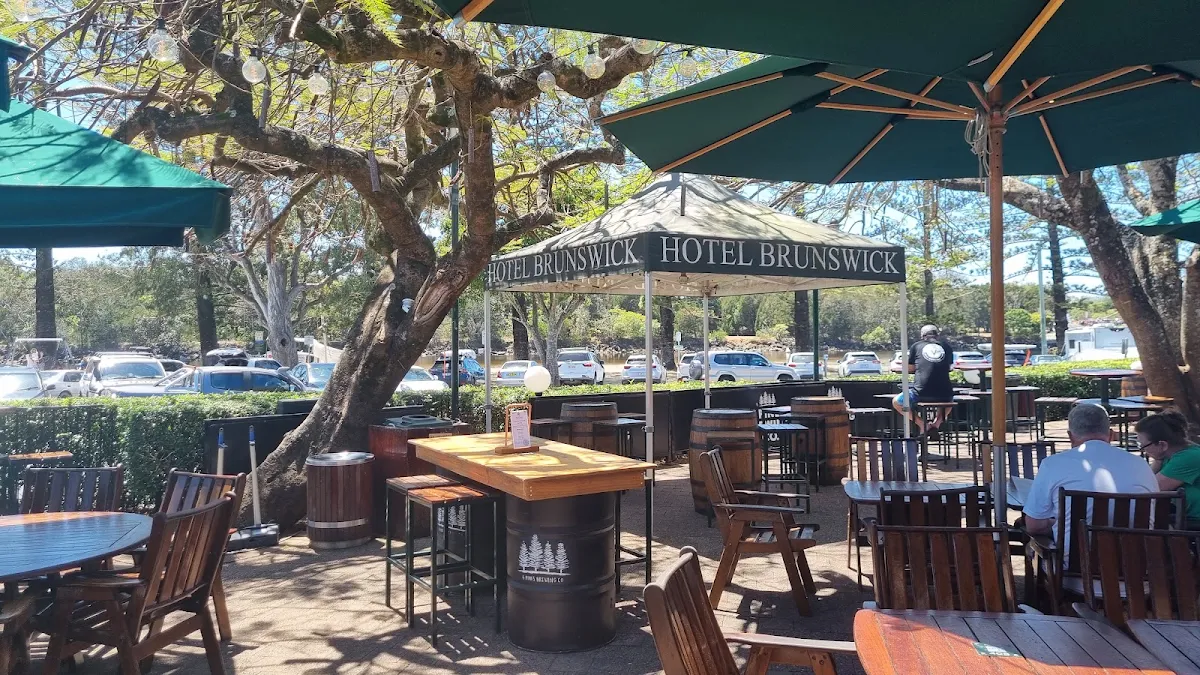 Vibe, Hotel Brunswick