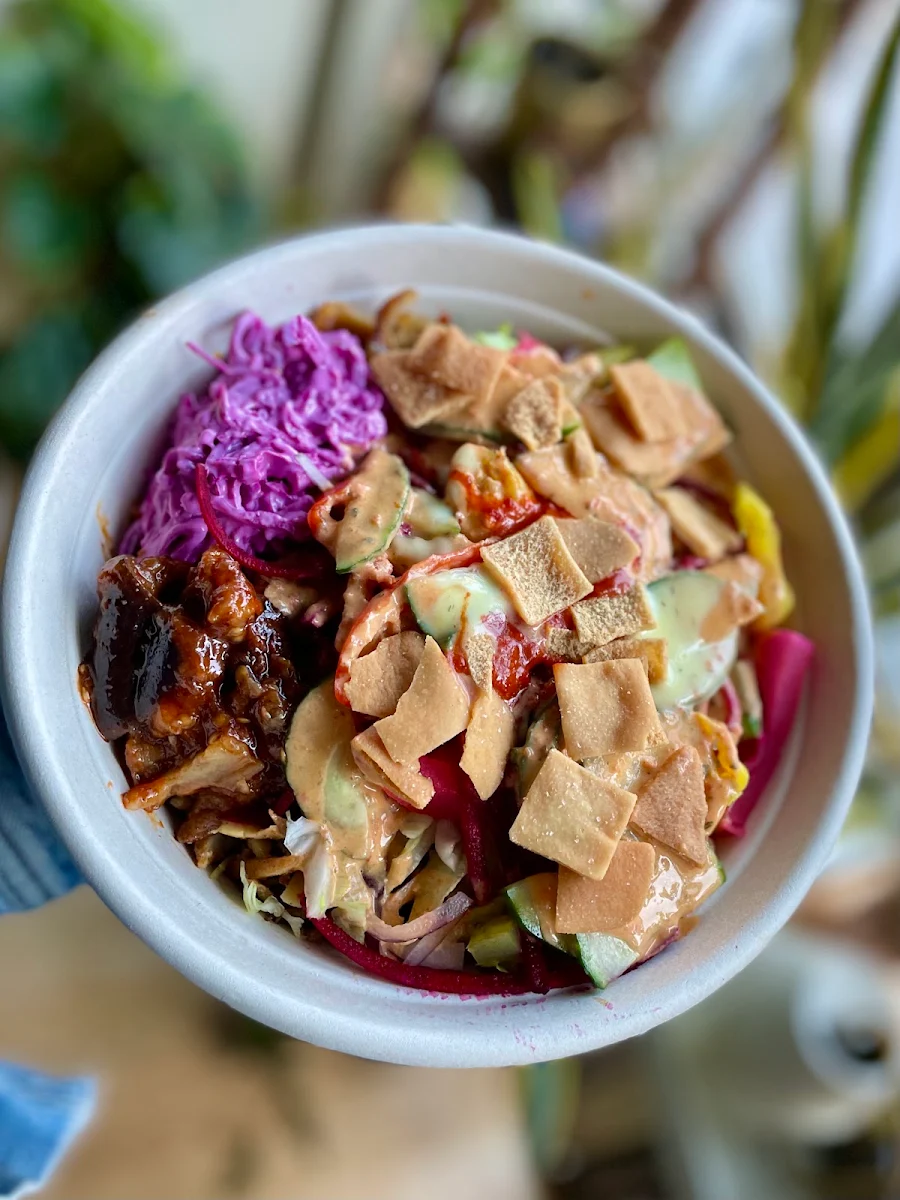 Food & drink, me va me Eat Mediterranean