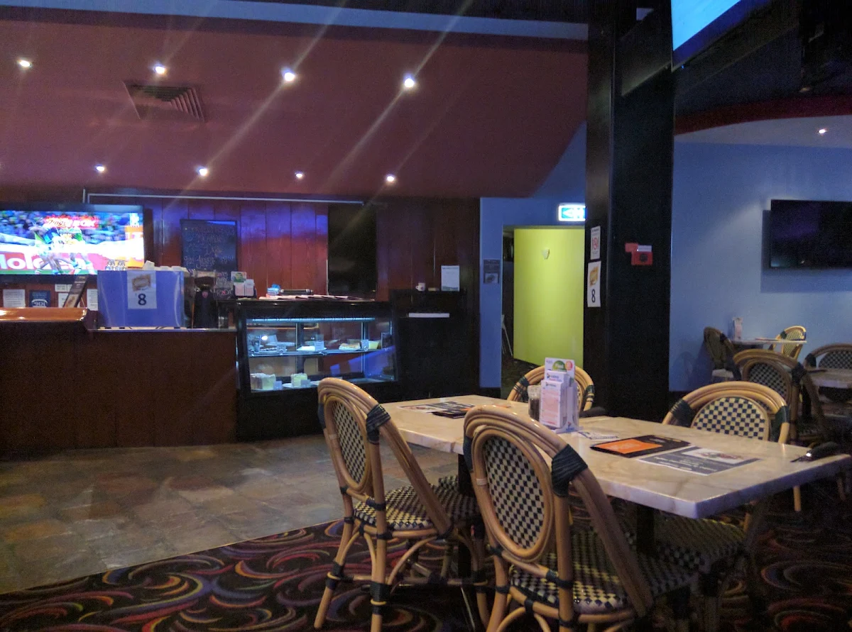 Vibe, Bartletts Tavern