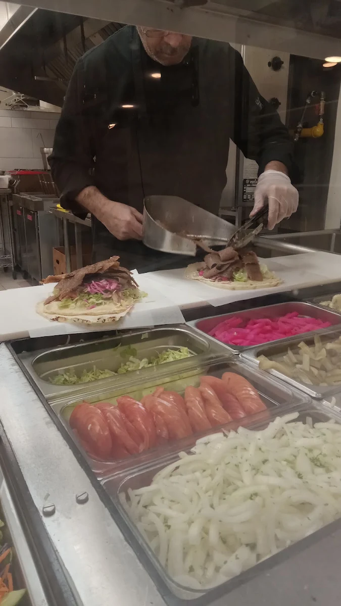 Food & drink, Moe's Shawarma