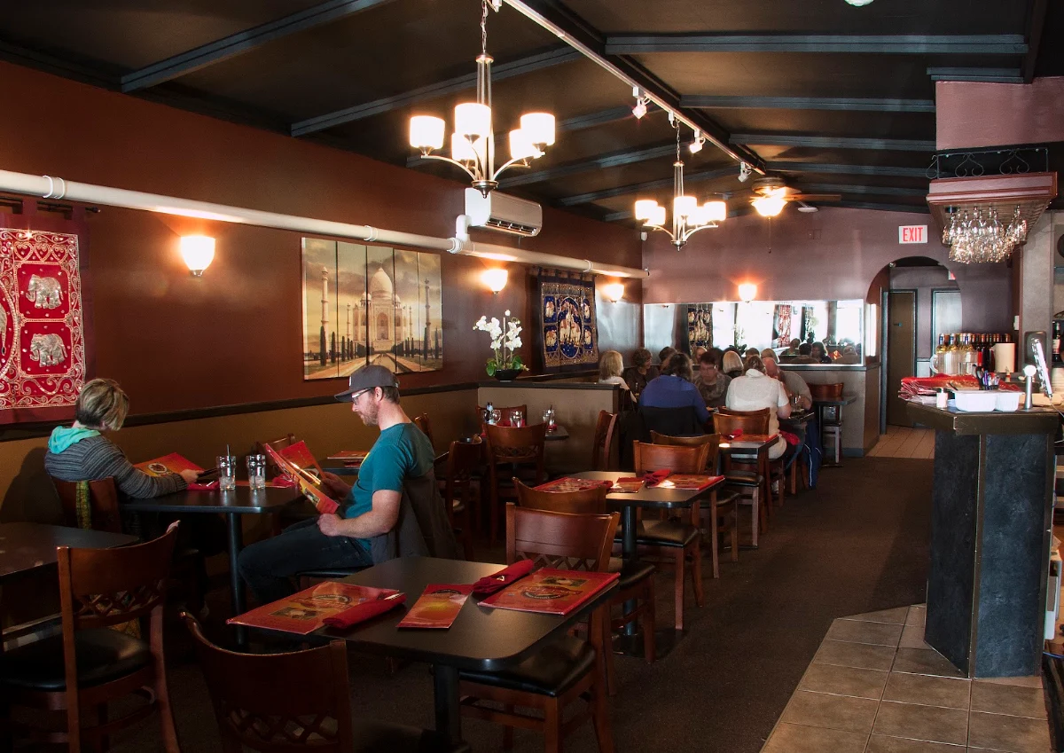 Vibe, Spice Hut Indian Cuisine