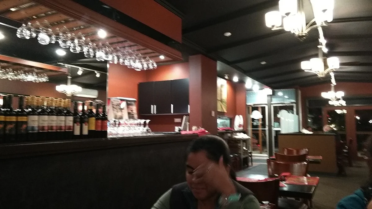 Vibe, Spice Hut Indian Cuisine