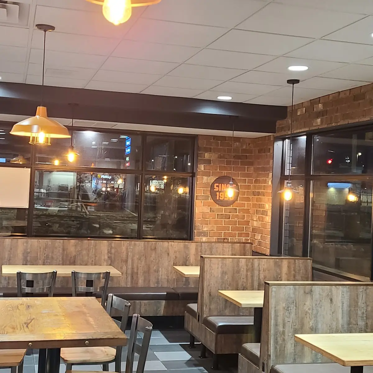Vibe, Harvey's