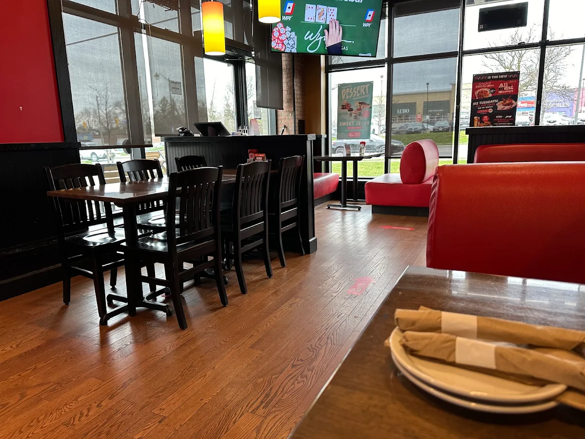 Vibe, St. Louis Bar & Grill