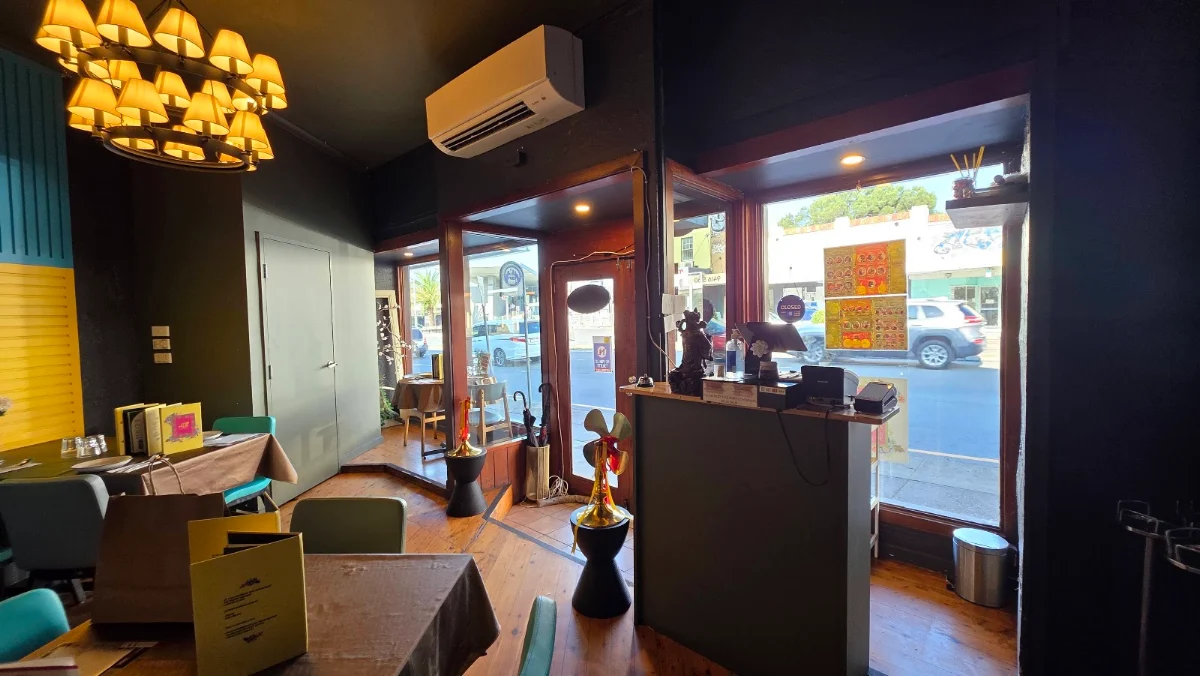 Vibe, At Thai Lindfield