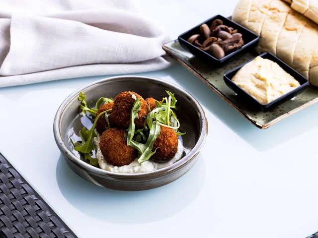 Food & drink, Mercure Melbourne Caroline Springs