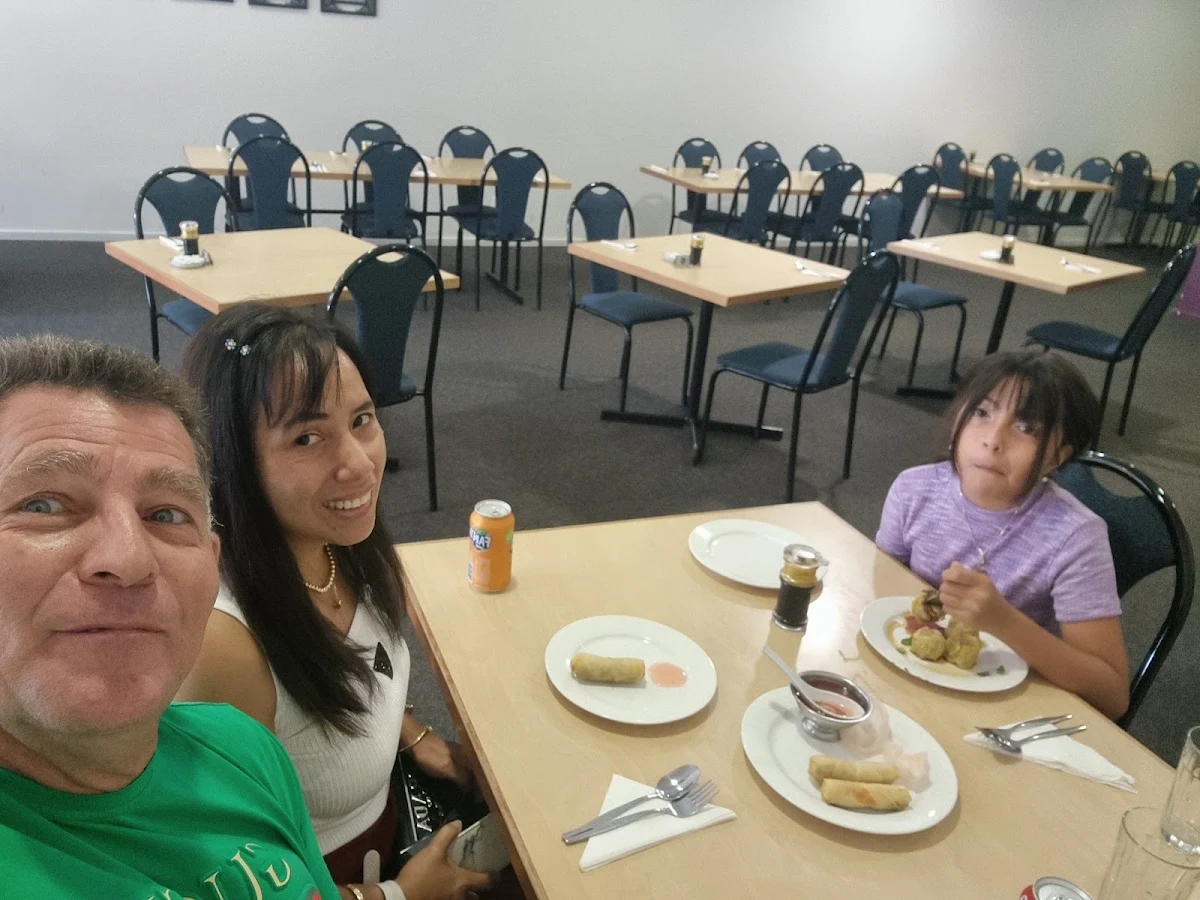 Vibe, Kee Ho Restaurant