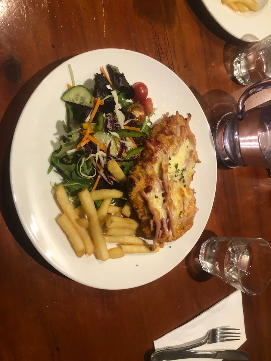 Food & drink, Myrtleford Hotel