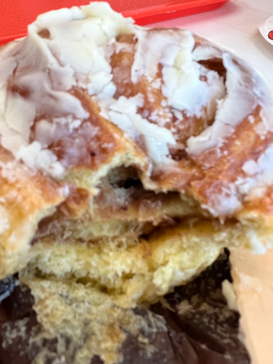 Food & drink, Robin's Donuts
