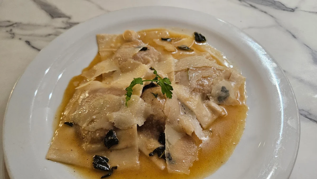 Food & drink, Pane e Vino Trattoria