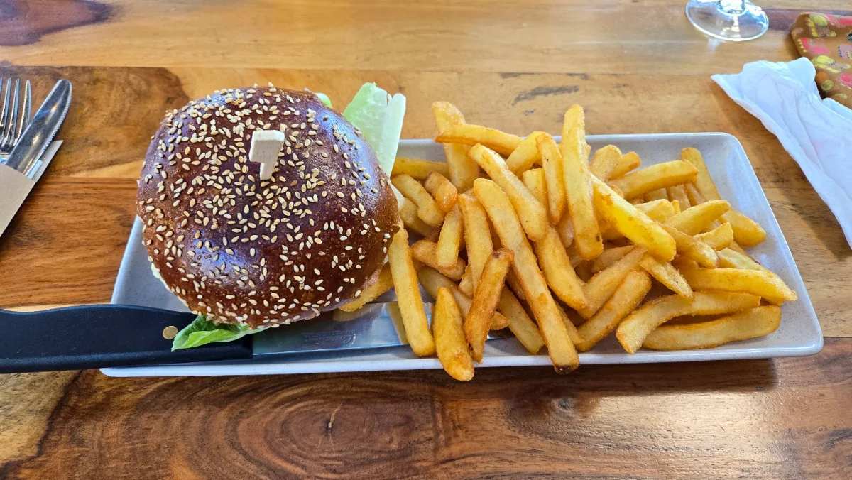 Food & drink, The Left Bank