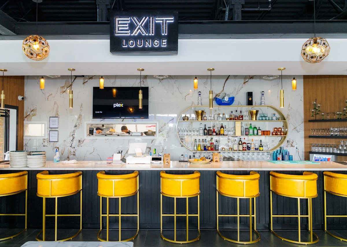 Vibe, EXIT Lounge