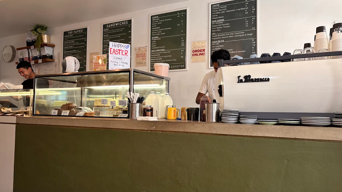 Vibe, THE LARK EARLWOOD