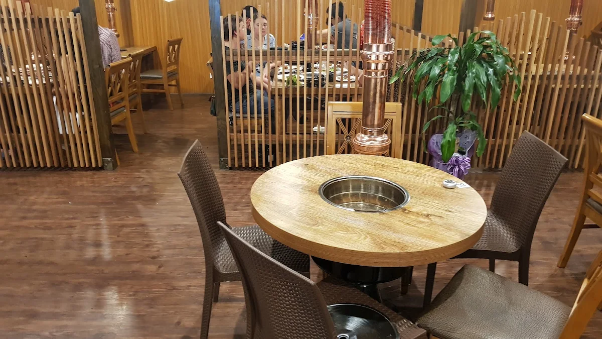 Vibe, Restaurant Red & Green (GGOGI HOUSE by NEW management: Mon-Thur $51.90, Fri-Sun $55.90))