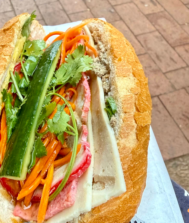 Food & drink, Kim Thi Hot Bread