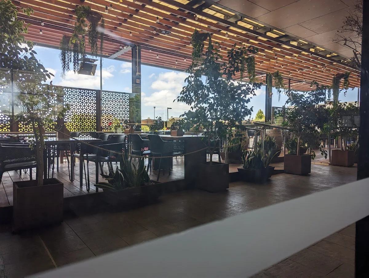 Vibe, The Continental European Bar & Bistro