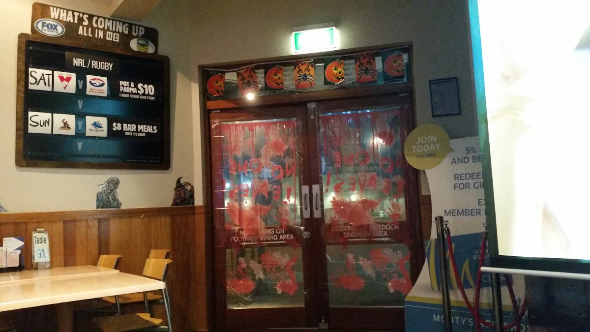Vibe, Allenstown Hotel
