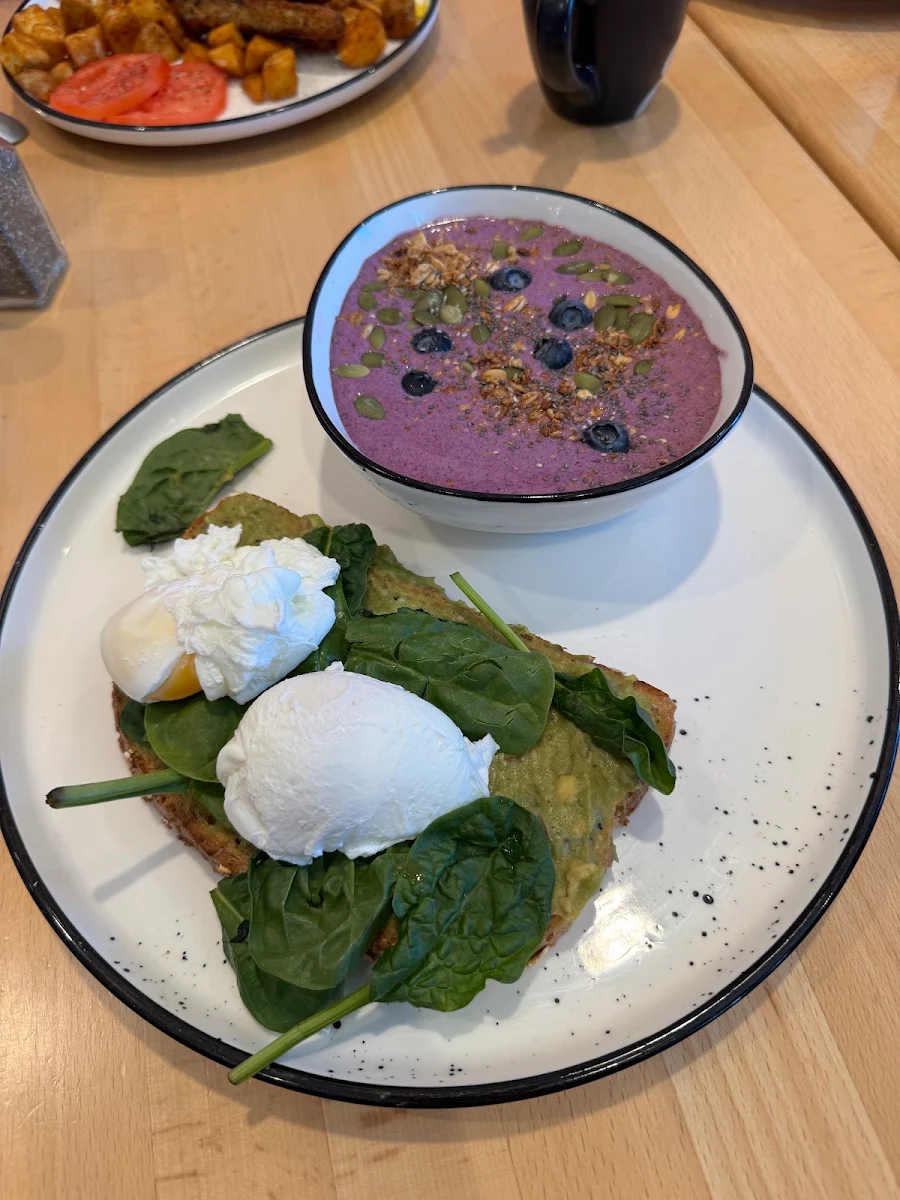 Food & drink photo 3