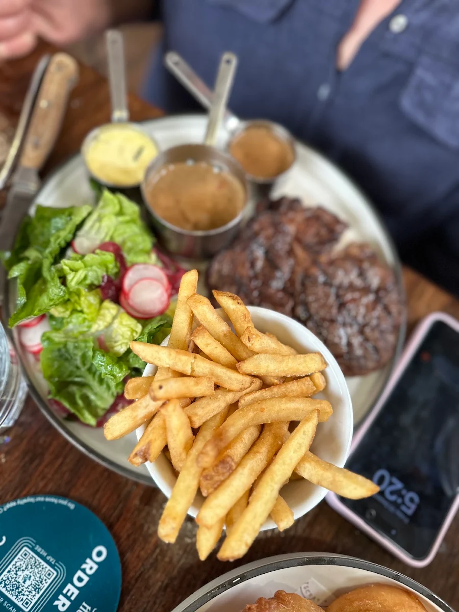 Food & drink, Station Hotel