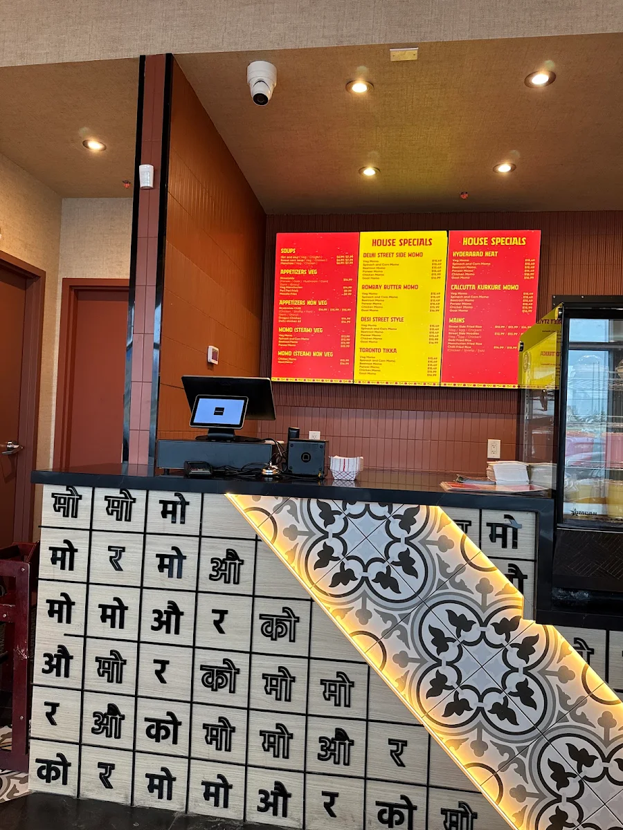 Menu, Momo & Co