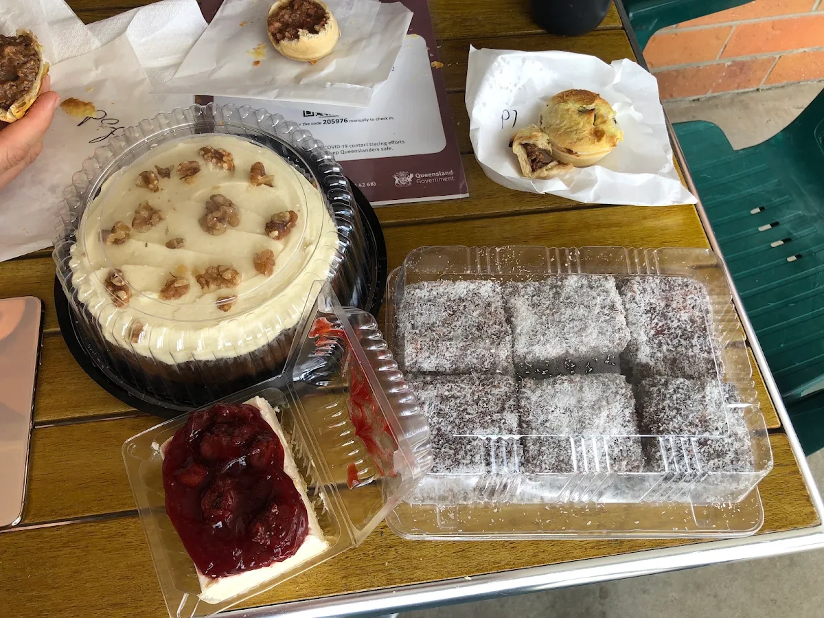 Food & drink, Lizzys Country Bakehouse