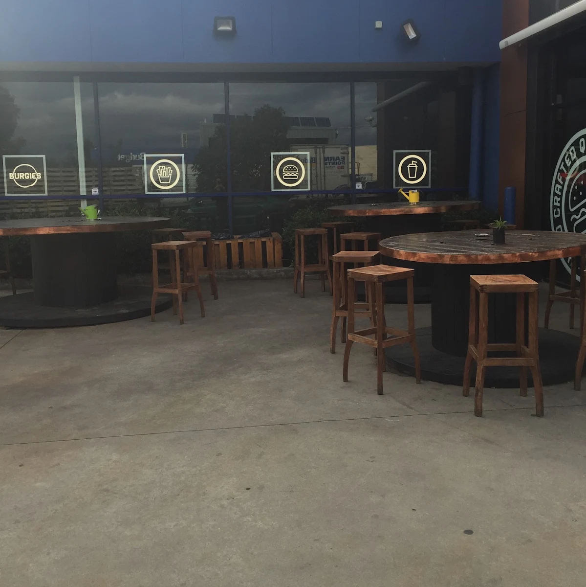 Vibe, Burgies Campbellfield