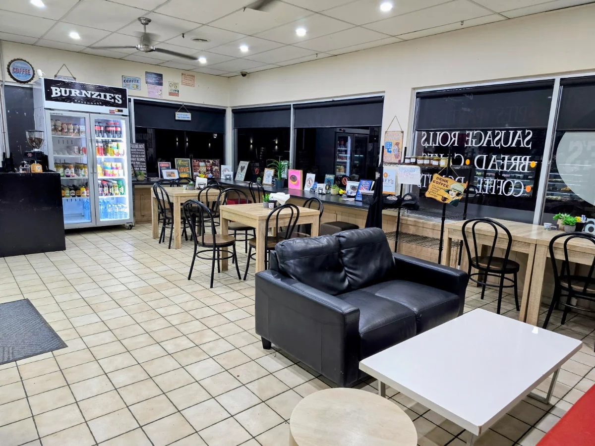 Vibe, Burnzie's Bakehouse