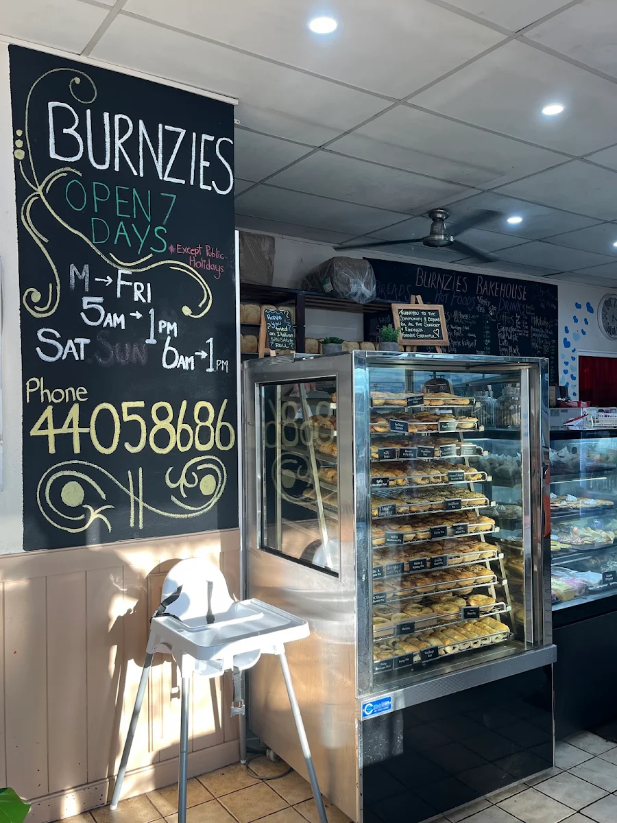 Vibe, Burnzie's Bakehouse