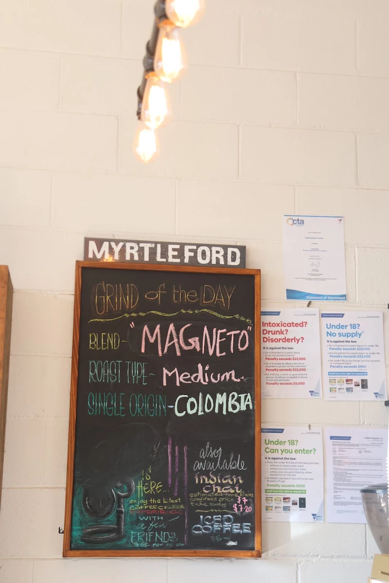 Menu, Cafe Chulo