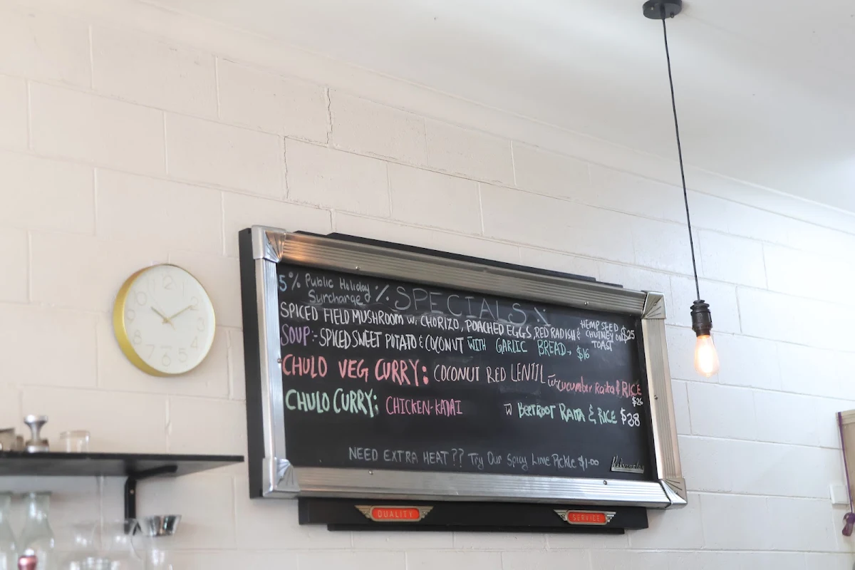 Menu, Cafe Chulo