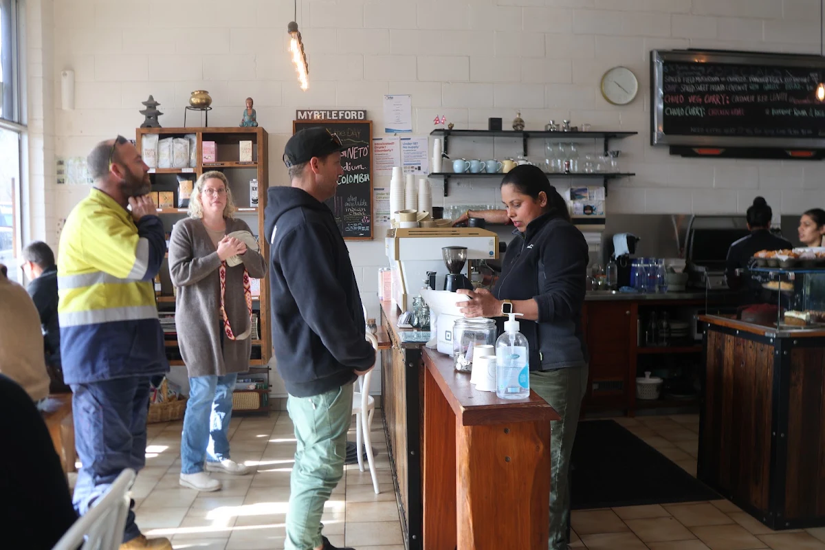 Vibe, Cafe Chulo