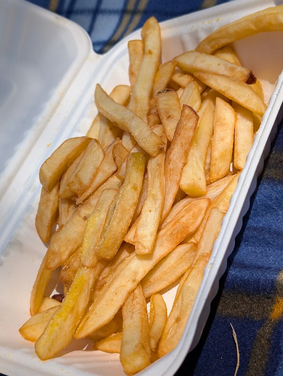 Food & drink, Dino's Takeaway & Milkbar