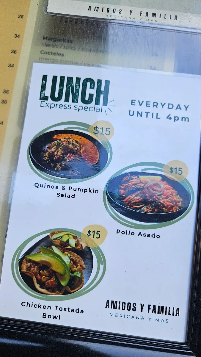 Menu, Amigos y Familia Hardware Lane