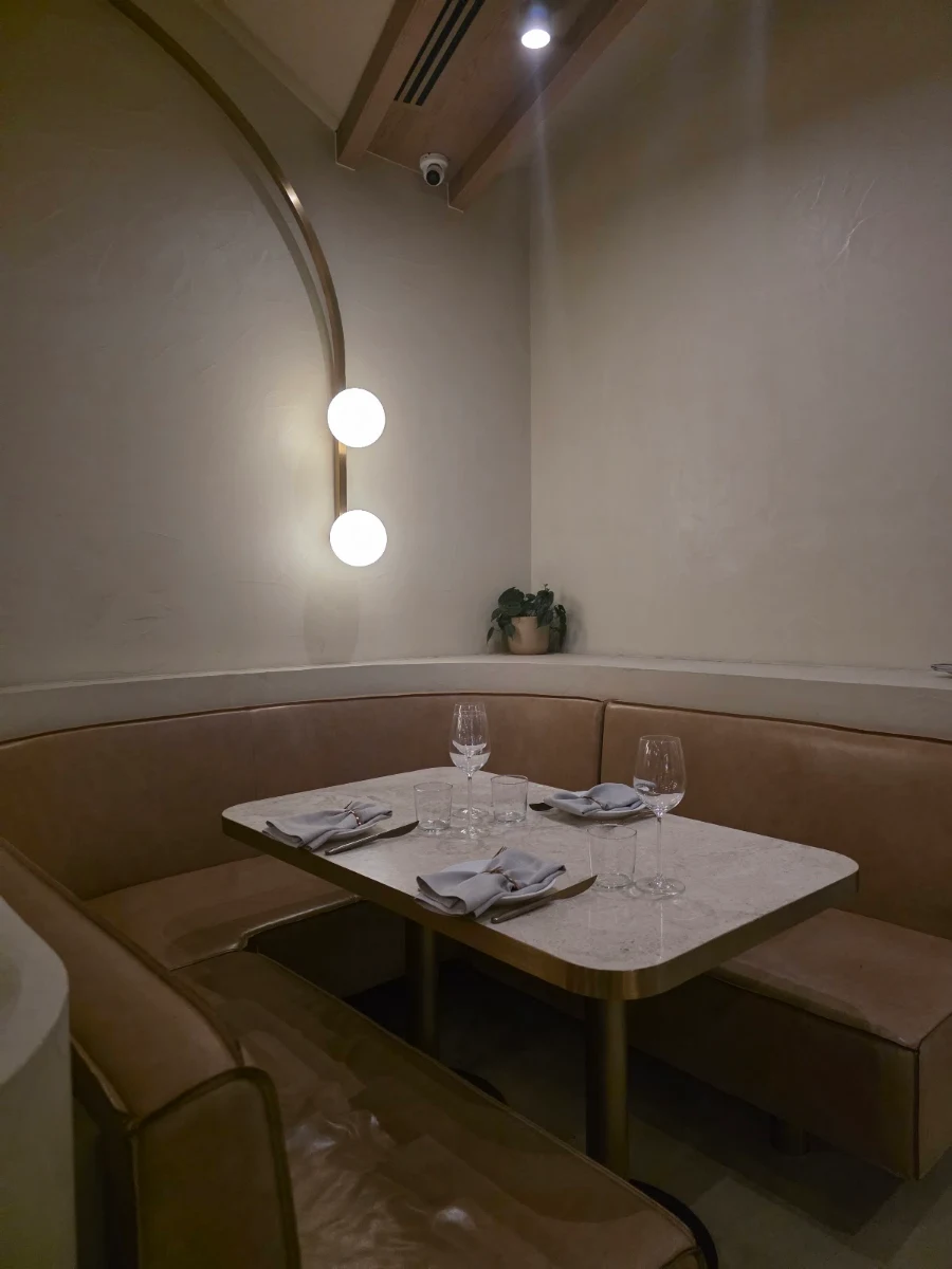 Vibe, Kost Bar and Grill
