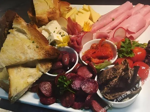 Food & drink photo 3