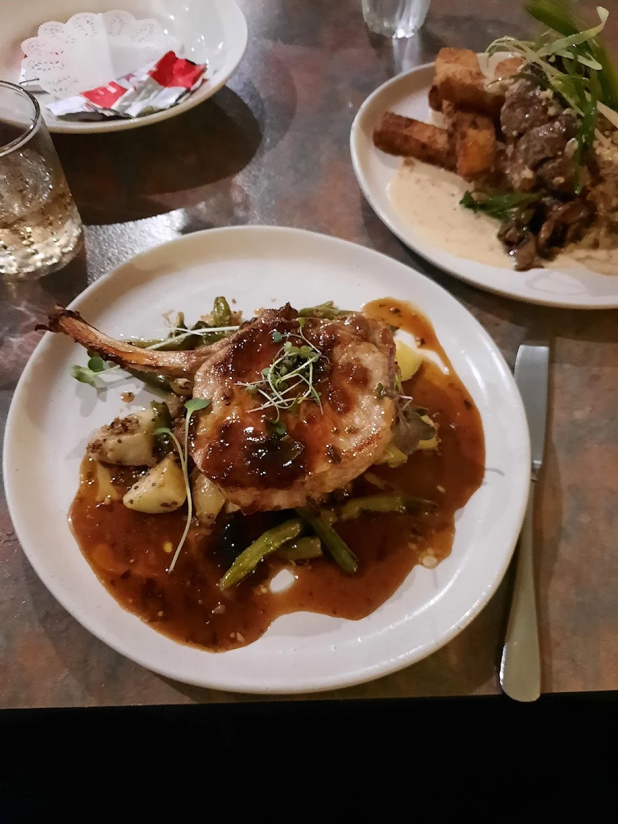 Food & drink photo 6