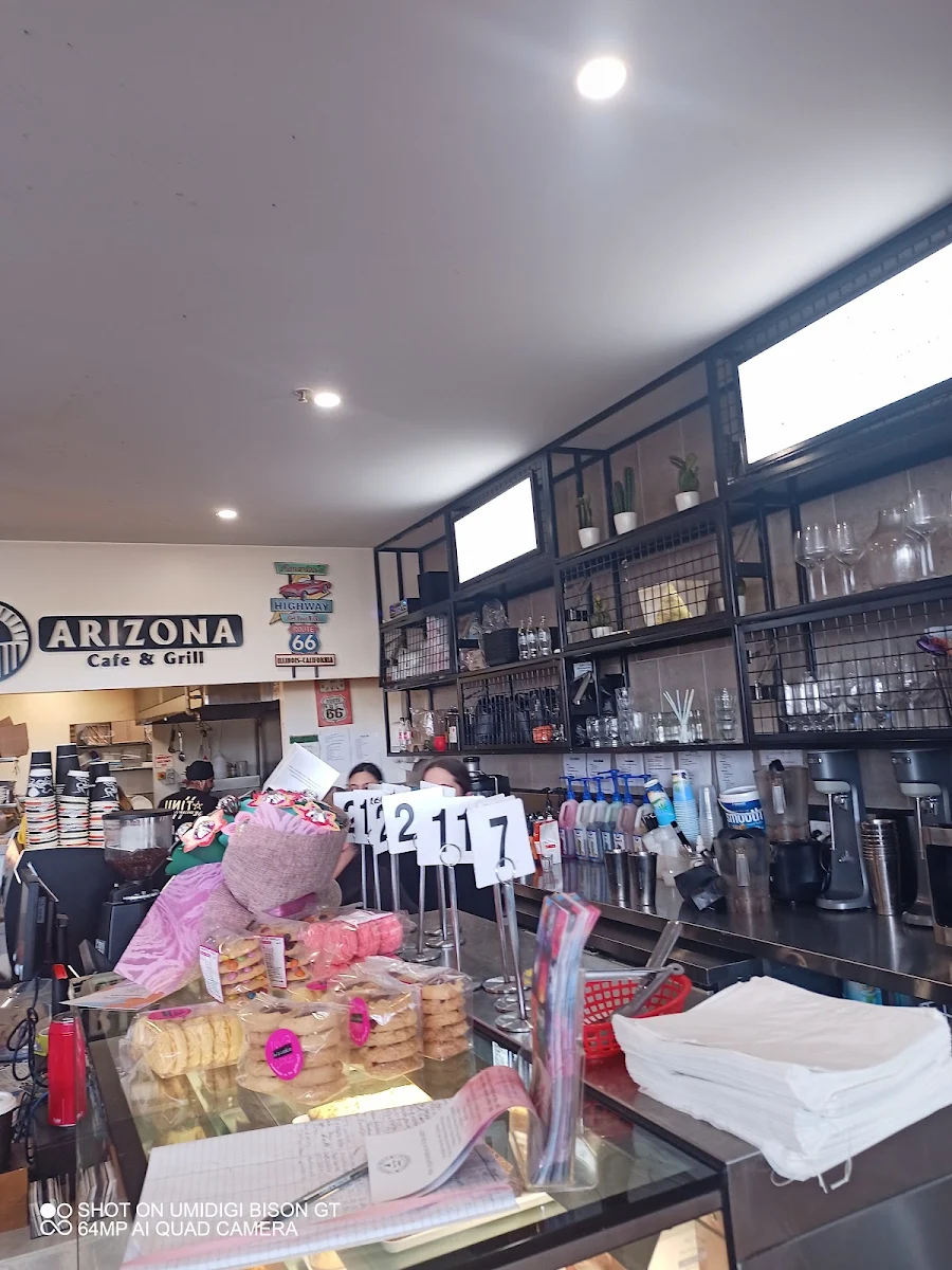 Vibe, Arizona Cafe & Grill