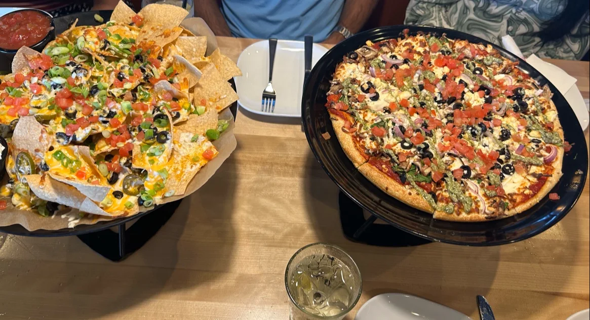 Food & drink, Boston Pizza