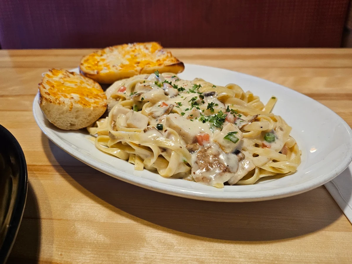 Food & drink, Boston Pizza