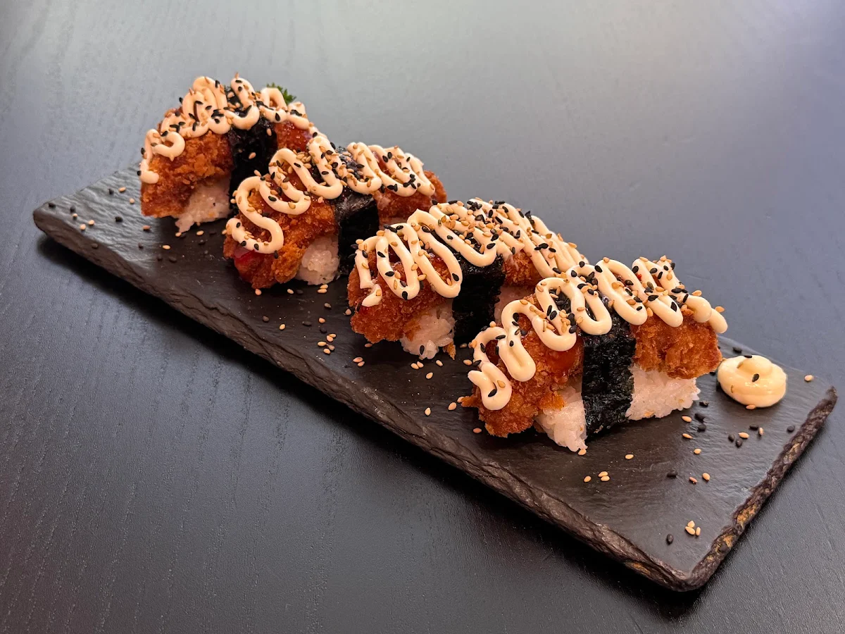 Food & drink, Sushi House Emerald Plaza