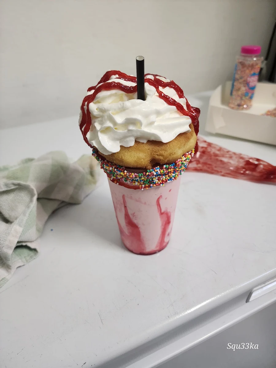 Food & drink, Sumo Shakes